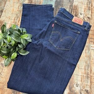 Women’s “LEVI Strauss & Co.” Jeans | #T8